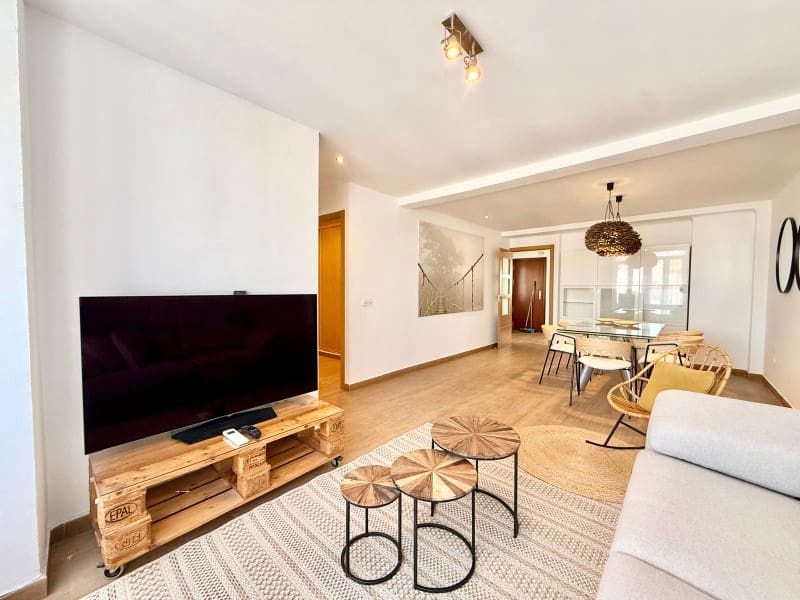 2 Zimmer Wohnung zu vermieten in Malaga Stadt - 1.200 € (Ref: 9356126)