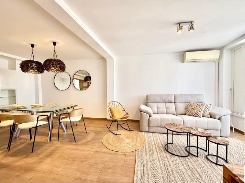 2 Zimmer Wohnung zu vermieten in Malaga Stadt - 1.200 € (Ref: 9356126)