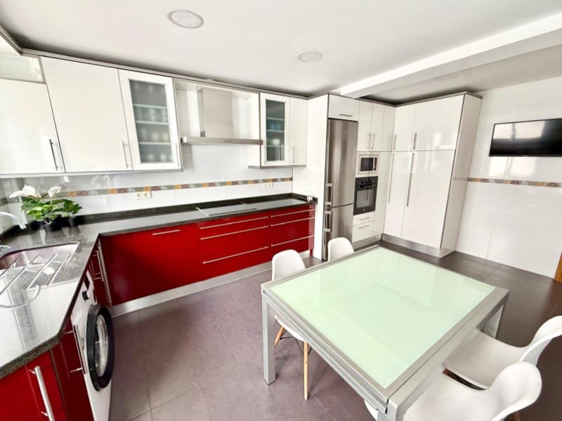 2 Zimmer Wohnung zu vermieten in Malaga Stadt - 1.200 € (Ref: 9356126)
