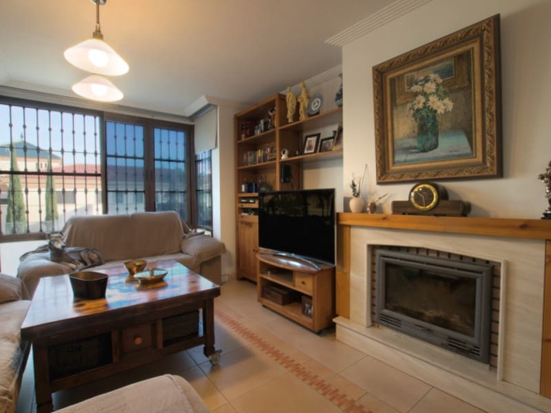 3 quarto Moradia Geminada para venda em Alhaurin de la Torre com piscina garagem - 525 000 € (Ref: 9372081)