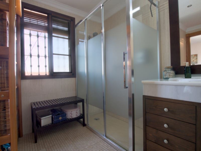 3 quarto Moradia Geminada para venda em Alhaurin de la Torre com piscina garagem - 525 000 € (Ref: 9372081)