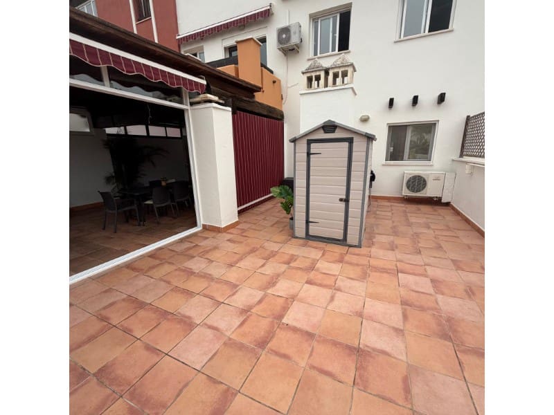 2 quarto Apartamento para venda em Caleta de Velez com piscina garagem - 390 000 € (Ref: 9396508)