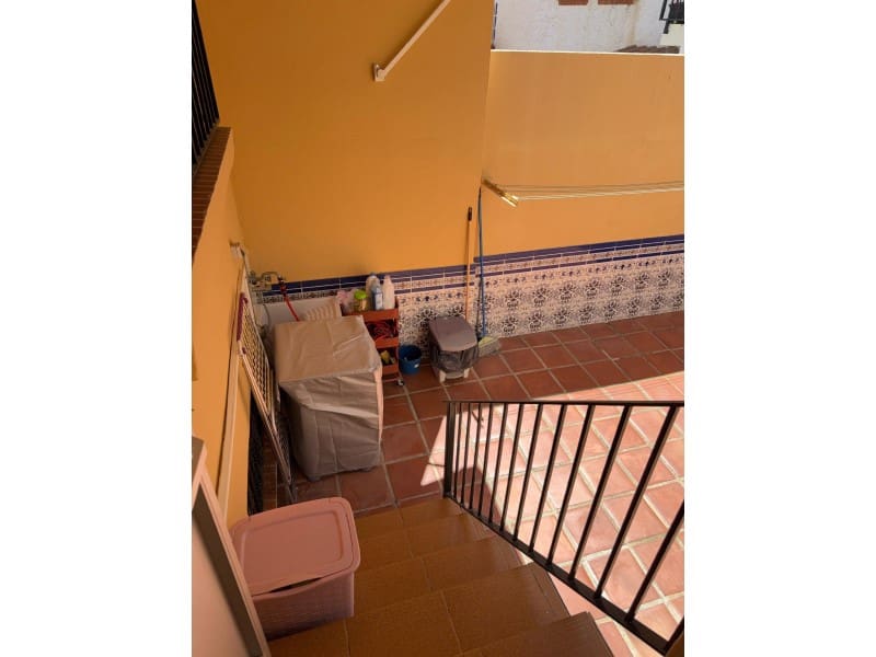 3 soveværelse Villa til salg i Almayate med garage - € 329.000 (Ref: 9400691)