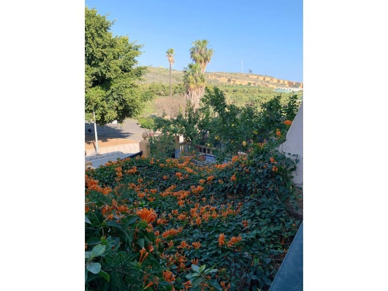 3 soveværelse Villa til salg i Almayate med garage - € 329.000 (Ref: 9400691)