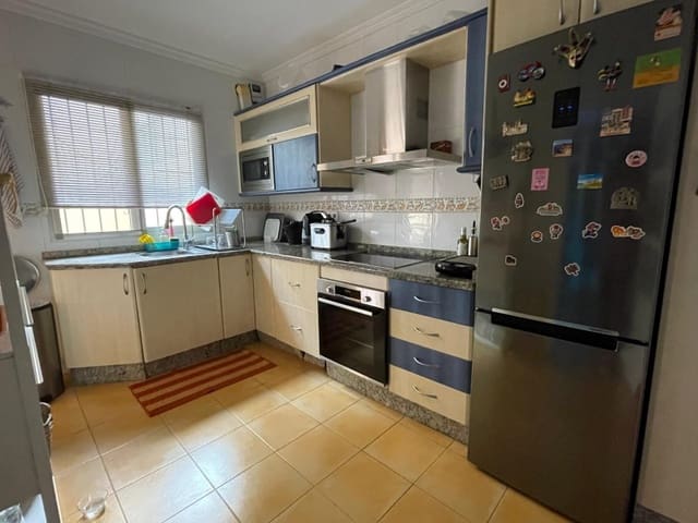 3 soveværelse Villa til salg i Almayate, Vélez-Málaga med garage - € 329.000 (Ref: 9400691)