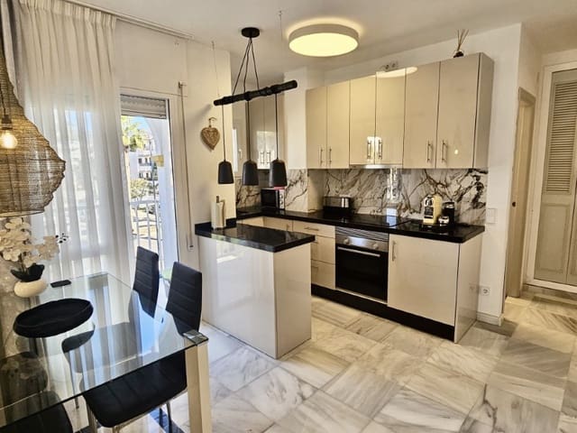 2 quarto Apartamento para venda em El Peñoncillo, Torrox - 340 000 € (Ref: 9406426)