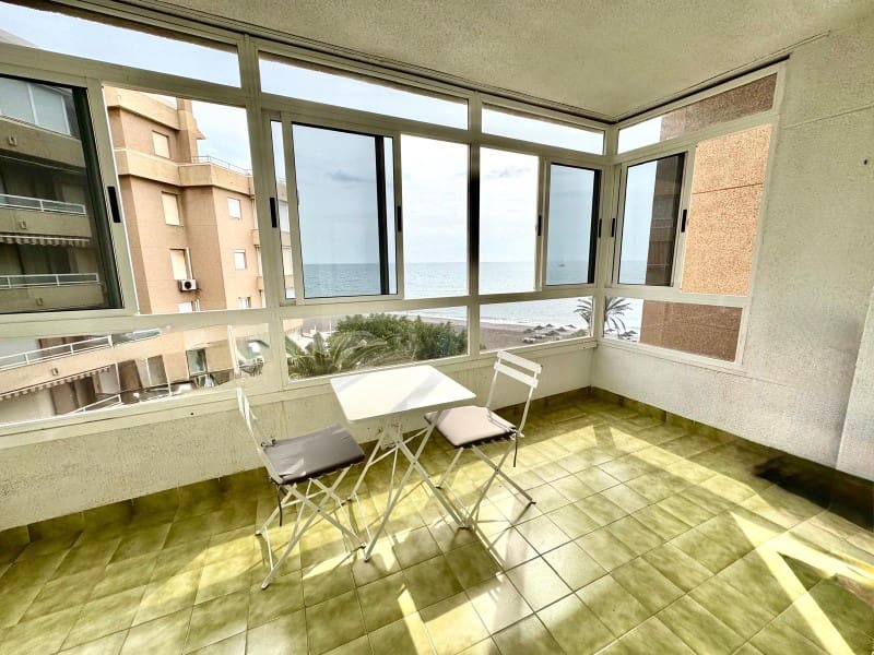2 slaapkamer Flat te koop in Torrox-Costa met zwembad - € 360.000 (Ref: 9406427)
