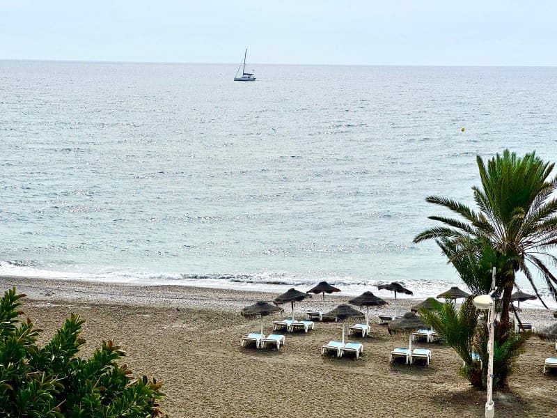 2 slaapkamer Flat te koop in Torrox-Costa met zwembad - € 360.000 (Ref: 9406427)