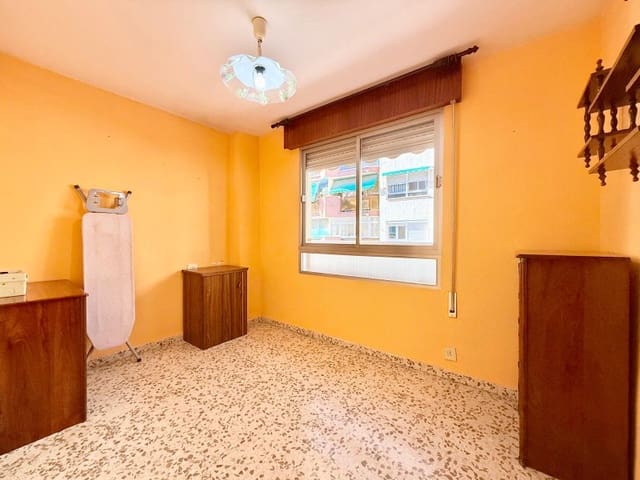 3 bedroom Flat for sale in Torre del Mar - € 320,000 (Ref: 9411223)