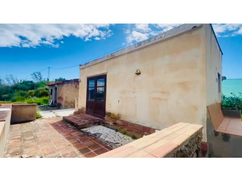 2 bedroom Finca/Country House for sale in Torrox-Costa with pool garage - € 165,000 (Ref: 9450190)