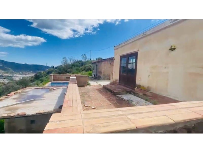 2 bedroom Finca/Country House for sale in Torrox-Costa with pool garage - € 165,000 (Ref: 9450190)