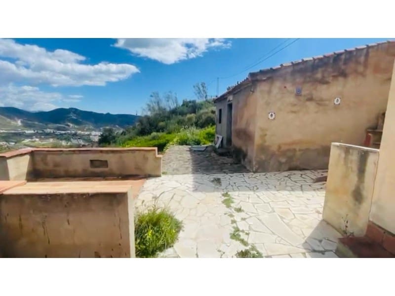 2 bedroom Finca/Country House for sale in Torrox-Costa with pool garage - € 165,000 (Ref: 9450190)