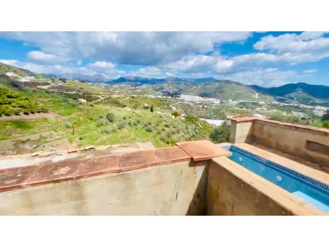 2 camera da letto Finca/Casa di Campagna in vendita in Urbanización Santa Rosa, Torrox con piscina garage - 165.000 € (Rif: 9450190)