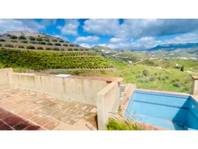 2 camera da letto Finca/Casa di Campagna in vendita in Urbanización Santa Rosa, Torrox con piscina garage - 165.000 € (Rif: 9450190)