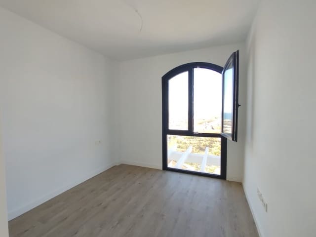 2 quarto Moradia Geminada para venda em El Peñoncillo, Torrox com piscina garagem - 349 000 € (Ref: 9452054)