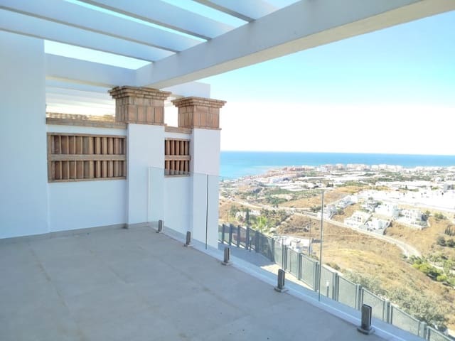 2 quarto Moradia Geminada para venda em El Peñoncillo, Torrox com piscina garagem - 349 000 € (Ref: 9452054)