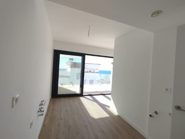 2 quarto Moradia Geminada para venda em El Peñoncillo, Torrox com piscina garagem - 347 000 € (Ref: 9452055)