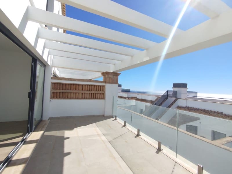 2 sypialnia Dom blizniak na sprzedaż w El Penoncillo z basenem garażem - 347 000 € (Ref: 9452055)