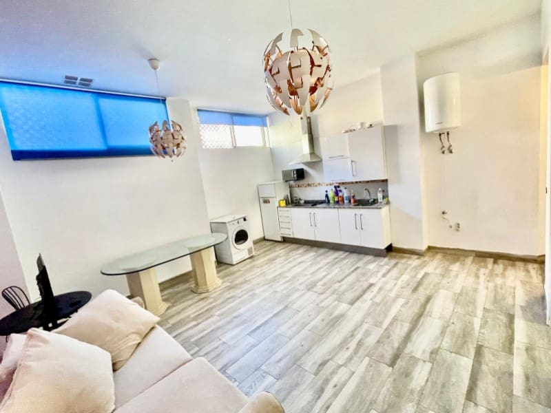 3 soveværelse Lejlighed til salg i Torrox-Costa - € 169.000 (Ref: 9452057)