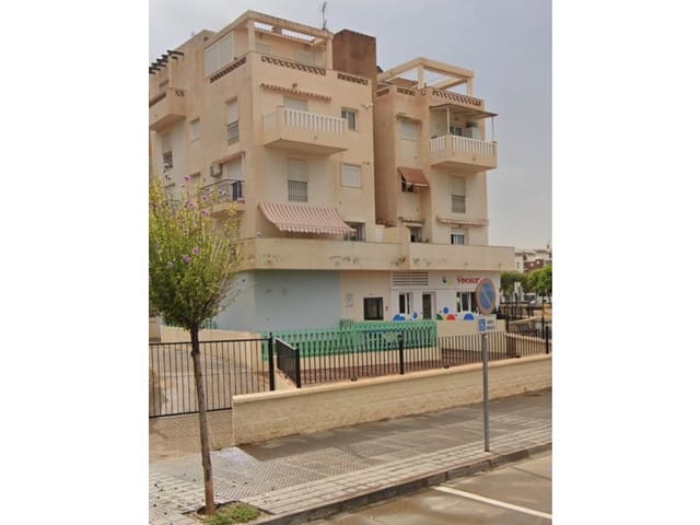 Garaje en Vélez-Málaga en venta - 16.500 € (Ref: 9502201)