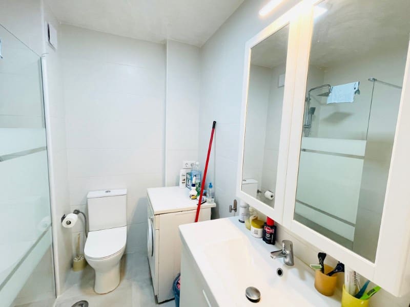 1 makuuhuone Asunto myytävänä paikassa Torrox-Costa mukana uima-altaan - 240 000 € (Ref: 9515999)