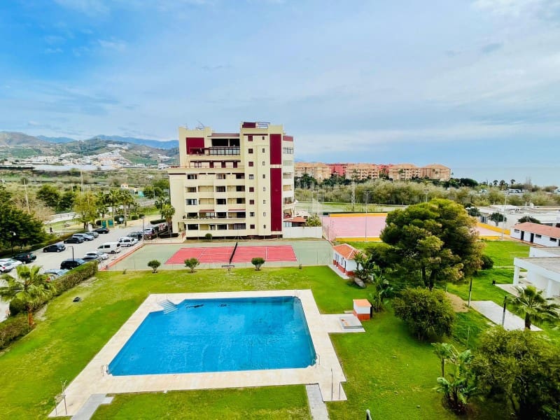 1 makuuhuone Asunto myytävänä paikassa Torrox-Costa mukana uima-altaan - 240 000 € (Ref: 9515999)