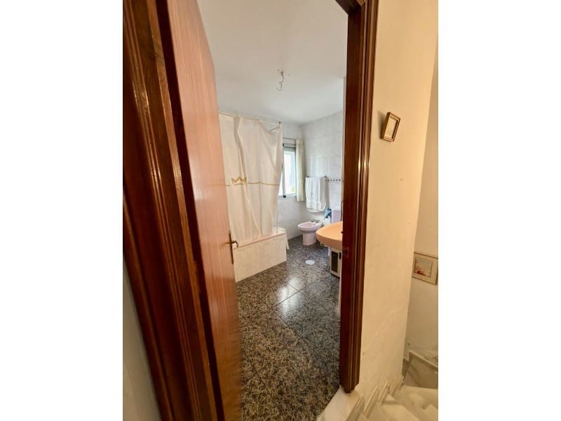 5 soverom Hus til salgs i Canillas de Aceituno - € 160 000 (Ref: 9531968)