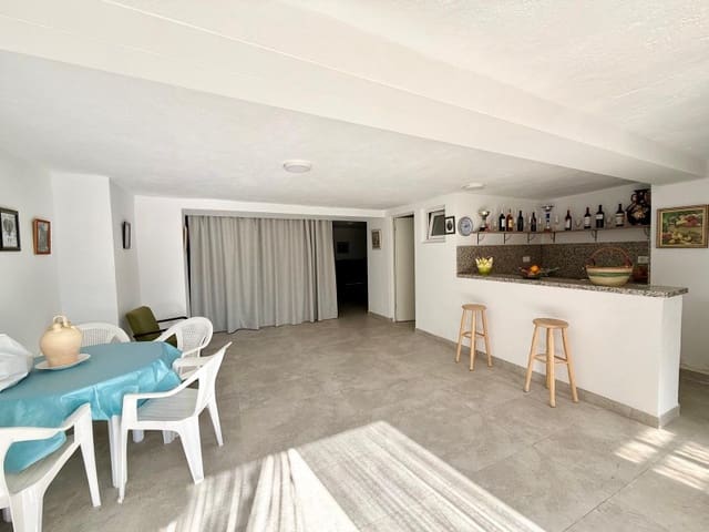 Casa de 4 habitaciones en Arenas del Rey en venta con garaje - 145.000 € (Ref: 9534012)