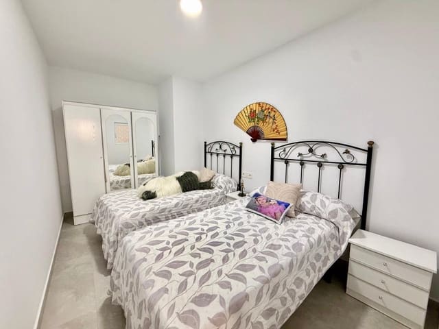 Casa de 4 habitaciones en Arenas del Rey en venta con garaje - 145.000 € (Ref: 9534012)