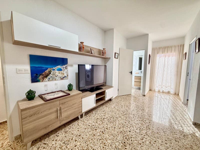4 bedroom Townhouse for sale in Arenas del Rey with garage - € 145,000 (Ref: 9534012)