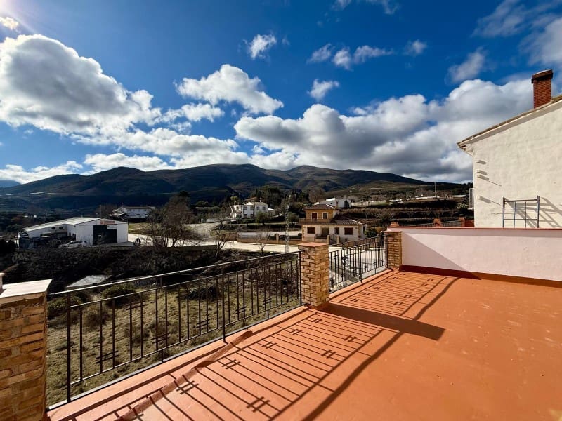 4 bedroom Townhouse for sale in Arenas del Rey with garage - € 145,000 (Ref: 9534012)