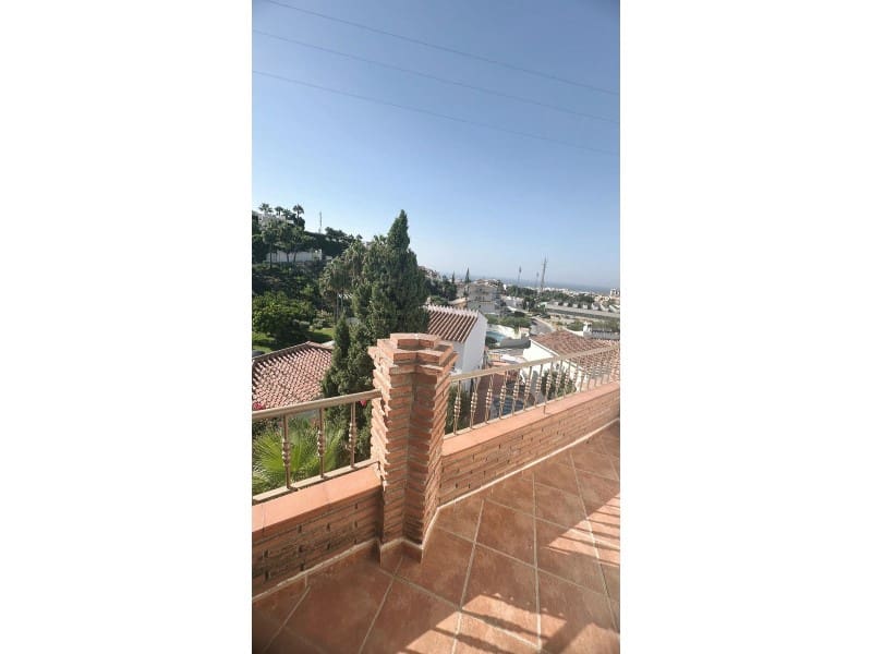 4 bedroom Villa for sale in Nerja with pool garage - € 465,000 (Ref: 9591183)