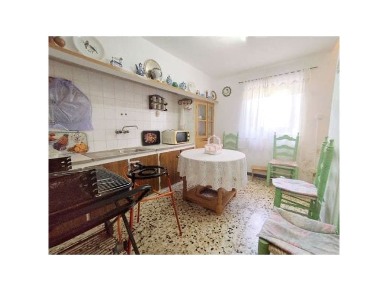 9 bedroom Finca/Country House for sale in Periana with garage - € 159,900 (Ref: 9677060)