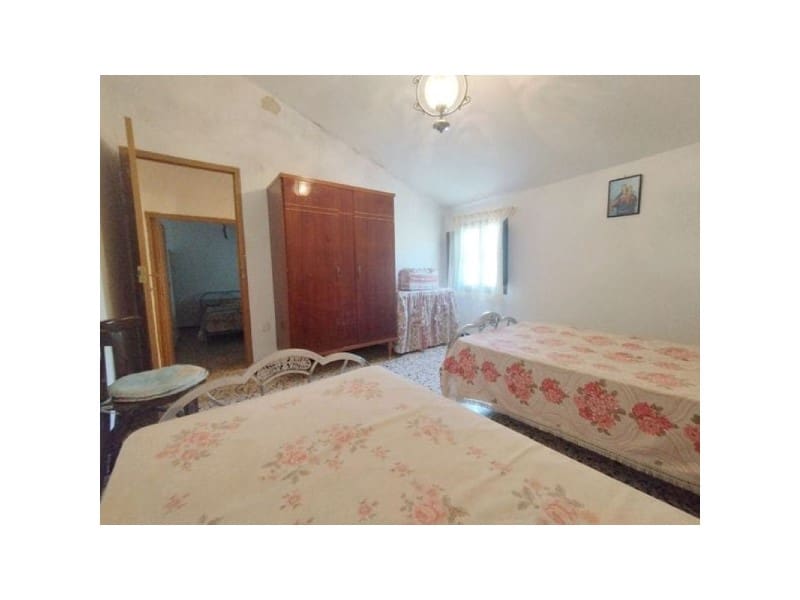 9 bedroom Finca/Country House for sale in Periana with garage - € 159,900 (Ref: 9677060)