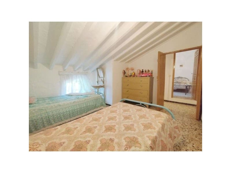 9 bedroom Finca/Country House for sale in Periana with garage - € 159,900 (Ref: 9677060)