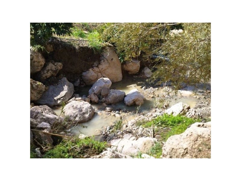 9 bedroom Finca/Country House for sale in Periana with garage - € 159,900 (Ref: 9677060)