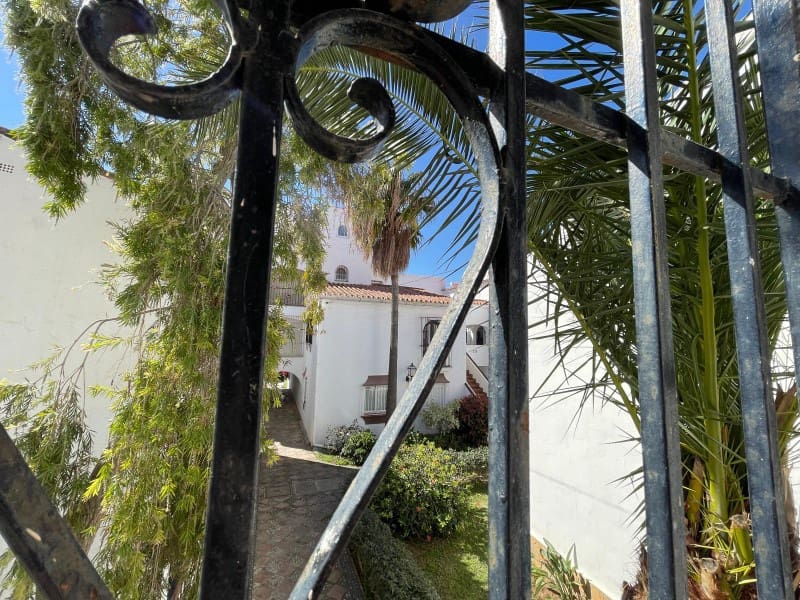 2 chambre Appartement à vendre à Torrox-Costa avec piscine - 239 000 € (Ref: 9690378)