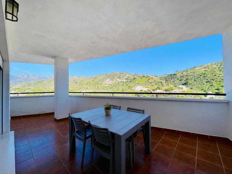 2 chambre Appartement à vendre à Torrox avec garage - 249 000 € (Ref: 9690379)