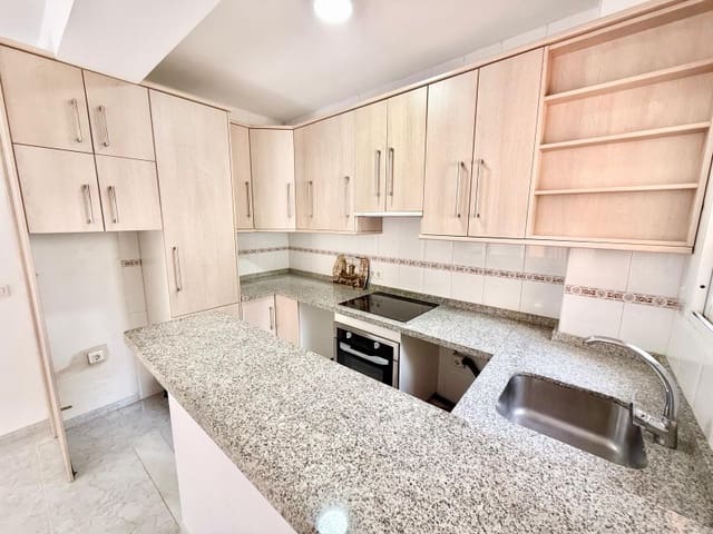 1 Zimmer Wohnung zu verkaufen in Nueva Nerja, Nerja mit Pool - 189.000 € (Ref: 9698701)