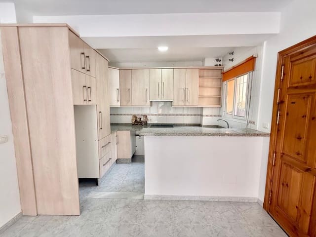 1 Zimmer Wohnung zu verkaufen in Nueva Nerja, Nerja mit Pool - 189.000 € (Ref: 9698701)