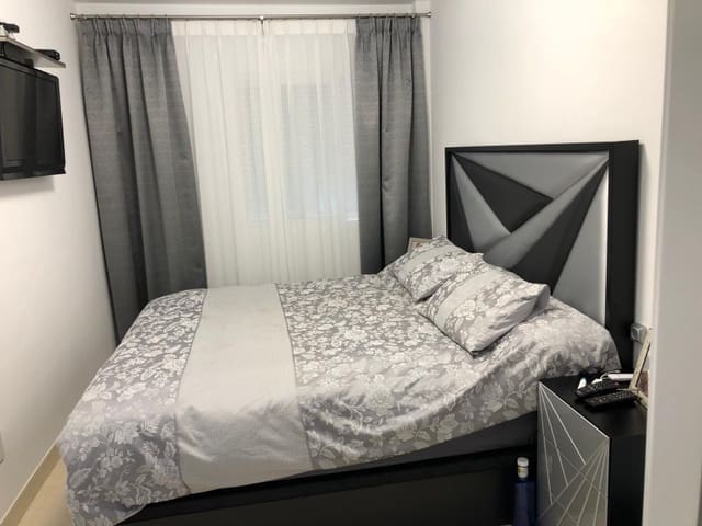 3 slaapkamer Flat te koop in Caleta de Vélez, Vélez-Málaga met garage - € 265.000 (Ref: 9714730)