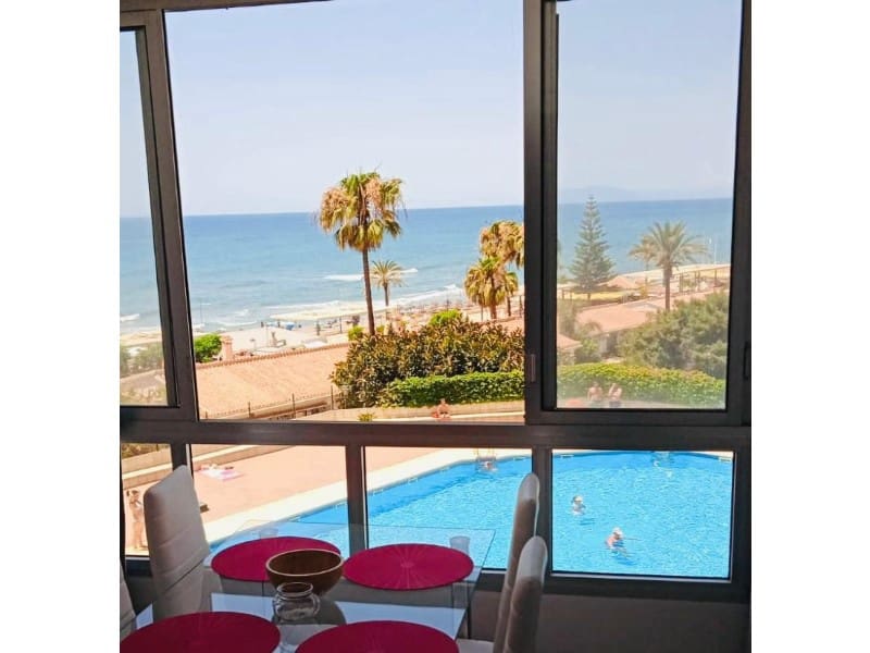 Studio for sale in Torrox-Costa with pool - € 199,000 (Ref: 9721482)