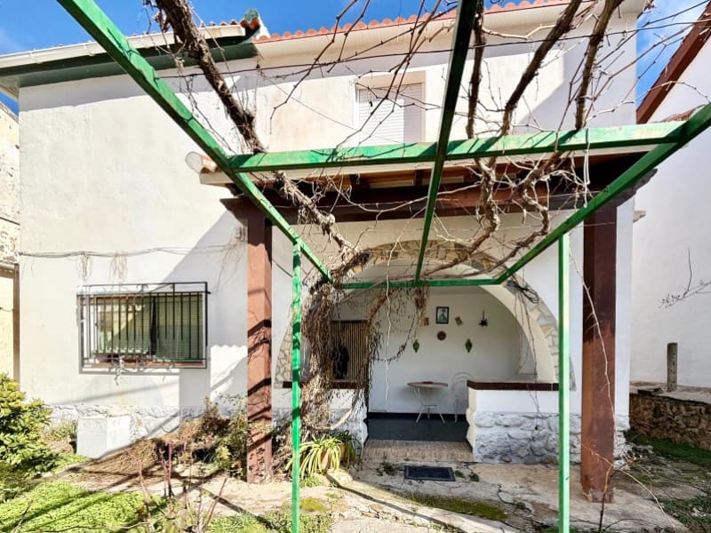 4 Zimmer Haus zu verkaufen in Arenas del Rey mit Garage - 129.000 € (Ref: 9731879)