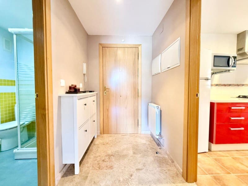 3 bedroom Flat for sale in Alhama de Granada with garage - € 140,000 (Ref: 9738372)