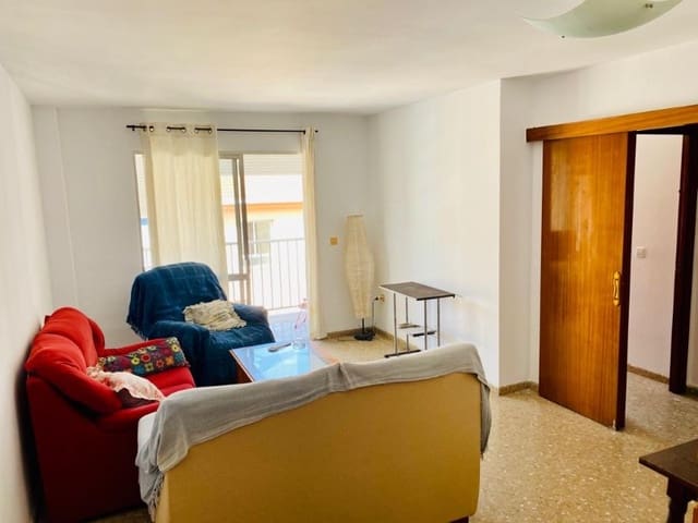 3 makuuhuone Asunto myytävänä paikassa Vélez-Málaga - 195 000 € (Ref: 9772976)