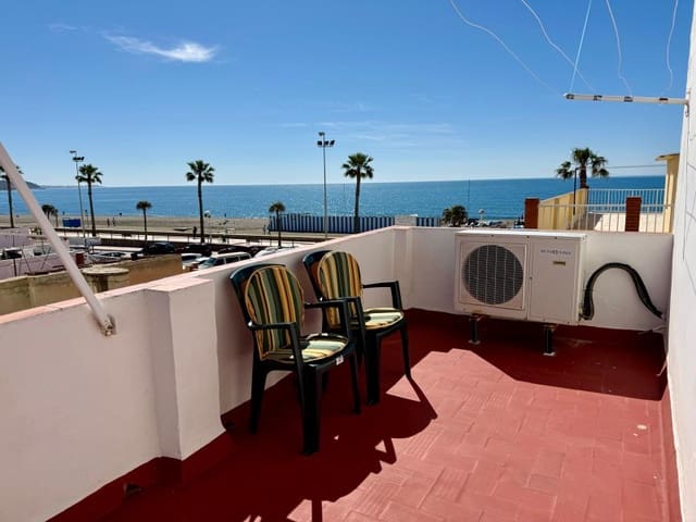 2 makuuhuone Omakotitalo myytävänä paikassa Torre del Mar, Vélez-Málaga - 329 000 € (Ref: 9777840)