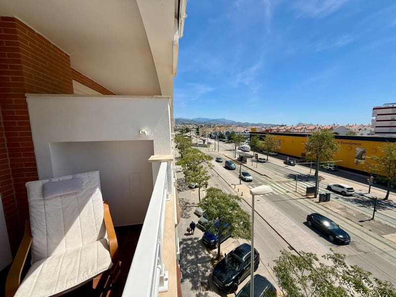 3 makuuhuone Asunto vuokrattavana paikassa Torre del Mar mukana uima-altaan 
autotalli - 1 500 € (Ref: 9783193)