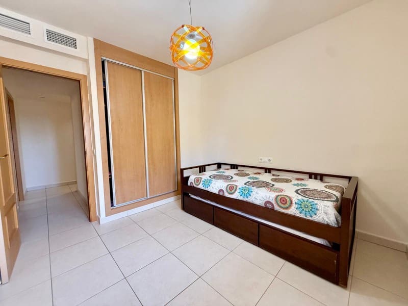 3 makuuhuone Asunto vuokrattavana paikassa Torre del Mar mukana uima-altaan 
autotalli - 1 500 € (Ref: 9783193)