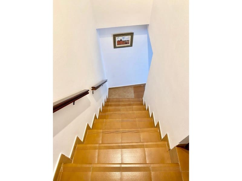 3 bedroom Townhouse for rent in Alhama de Granada - € 450 (Ref: 9788249)