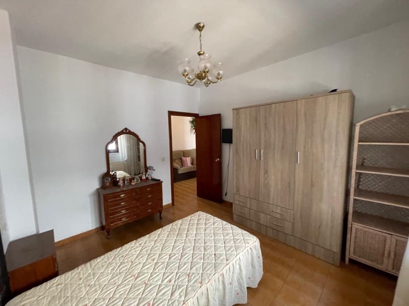 8 bedroom Townhouse for sale in Torrox - € 299,000 (Ref: 9790844)